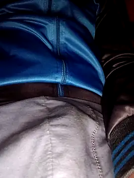 latarak321 online show from February 6, 2026, 10:39 pm