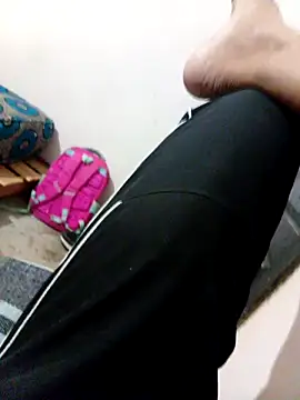 latarak321 online show from October 25, 2025, 9:59 pm