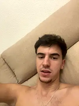 suarezz  online show from October 17, 2025, 9:27 pm