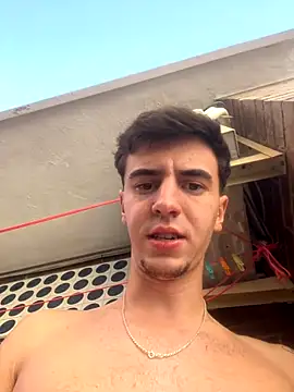 suarezz  online show from October 13, 2025, 2:18 pm