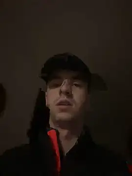 suarezz  online show from November 7, 2025, 6:45 pm