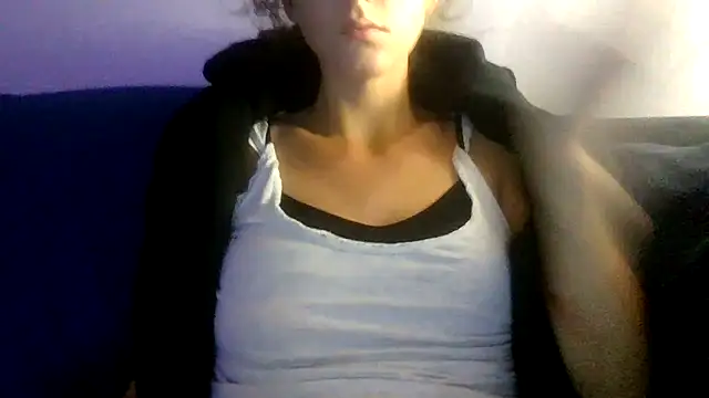 SuperValentina online show from October 9, 2025, 8:42 pm