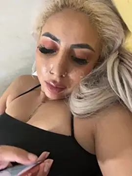 zara bellexx online show from February 14, 2026, 10:15 am