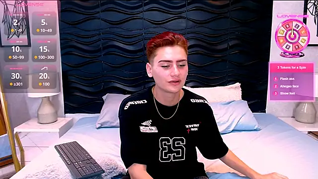 Snapshot of Alex_Millerss chatting on October 10, 2025, 8:31 pm Alex Millerss online show from October 10, 2025, 8:31 pm