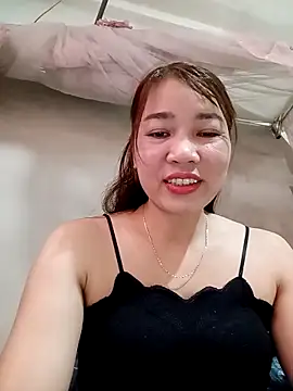 Snapshot of ladzy_sexy chatting on February 6, 2026, 5:25 am ladzy sexy online show from February 6, 2026, 5:25 am