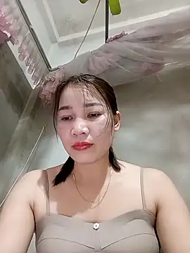 Snapshot of ladzy_sexy chatting on February 9, 2026, 1:42 pm ladzy sexy online show from February 9, 2026, 1:42 pm