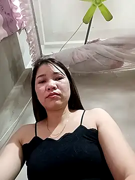 Snapshot of ladzy_sexy chatting on January 15, 2026, 8:23 pm ladzy sexy online show from January 15, 2026, 8:23 pm