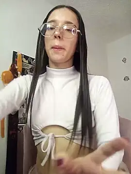 Brugmansia  online show from March 29, 2026, 9:38 pm