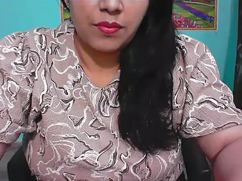 Snapshot of Simi-143 chatting on October 28, 2025, 7:18 am Simi-143 online show from October 28, 2025, 7:18 am