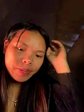 Snapshot of hello-cute chatting on December 1, 2025, 1:17 am hello-cute online show from December 1, 2025, 1:17 am