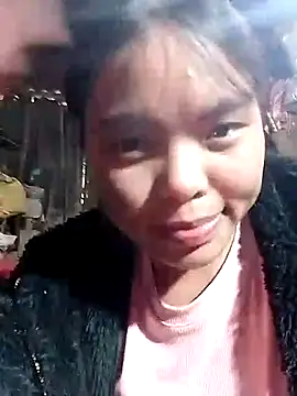 Snapshot of hello-cute chatting on November 2, 2025, 6:29 am hello-cute online show from November 2, 2025, 6:29 am