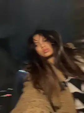 Snapshot of hello-cute chatting on November 26, 2025, 7:41 am hello-cute online show from November 26, 2025, 7:41 am