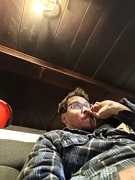 czechguy online show from December 15, 2025, 5:41 pm