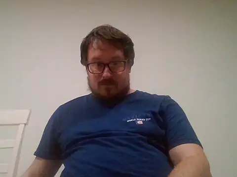 czechguy online show from November 14, 2025, 5:49 pm