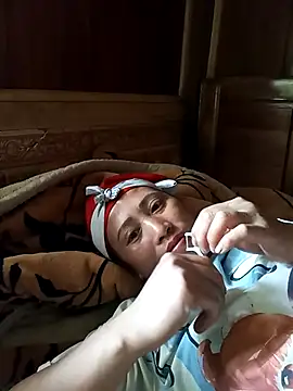 jerry-xx online show from April 9, 2026, 5:09 am