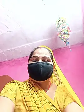 Snapshot of Ut_kanchna chatting on December 3, 2025, 8:08 pm Ut kanchna online show from December 3, 2025, 8:08 pm