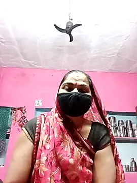 Snapshot of Ut_kanchna chatting on December 15, 2025, 10:37 pm Ut kanchna online show from December 15, 2025, 10:37 pm