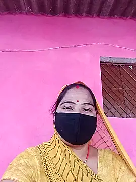 Snapshot of Ut_kanchna chatting on November 2, 2025, 4:28 am Ut kanchna online show from November 2, 2025, 4:28 am