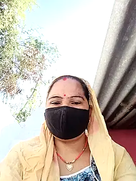 Snapshot of Ut_kanchna chatting on November 13, 2025, 9:57 am Ut kanchna online show from November 13, 2025, 9:57 am