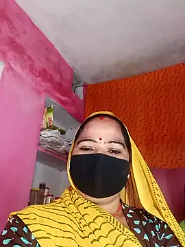 Snapshot of Ut_kanchna chatting on November 17, 2025, 2:10 pm Ut kanchna online show from November 17, 2025, 2:10 pm