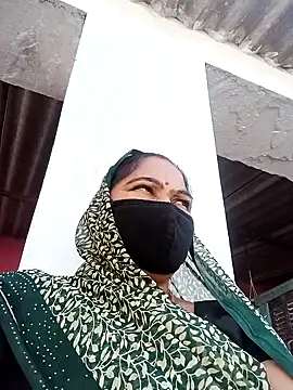 Snapshot of Ut_kanchna chatting on December 5, 2025, 10:03 am Ut kanchna online show from December 5, 2025, 10:03 am