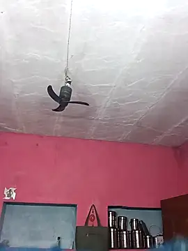 Snapshot of Ut_kanchna chatting on November 18, 2025, 11:13 am Ut kanchna online show from November 18, 2025, 11:13 am