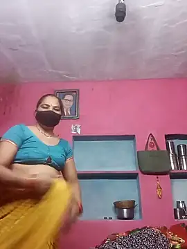 Snapshot of Ut_kanchna chatting on October 23, 2025, 5:00 pm Ut kanchna online show from October 23, 2025, 5:00 pm