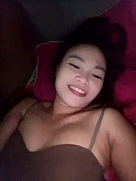 Snapshot of Rabbit-small chatting on November 2, 2025, 9:31 pm Rabbit-small online show from November 2, 2025, 9:31 pm