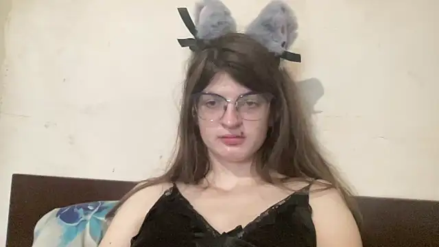 Snapshot of NikaXZimax chatting on November 4, 2025, 6:39 am NikaXZimax online show from November 4, 2025, 6:39 am