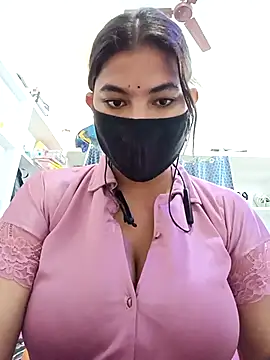 Hot radhaji online show from April 5, 2026, 12:28 am