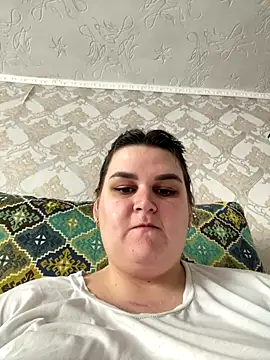 Snapshot of Vita6777 chatting on December 14, 2025, 9:15 am Vita6777 online show from December 14, 2025, 9:15 am