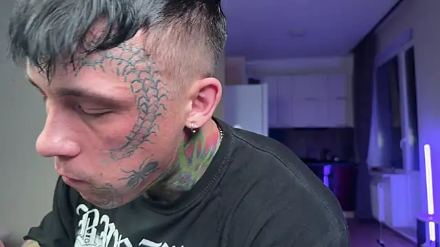 Anubisgods online show from April 8, 2026, 6:53 pm