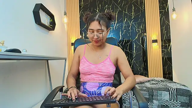 SamanthaFox 8 online show from March 5, 2026, 11:51 am