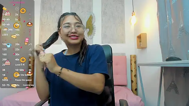 SamanthaFox 8 online show from December 4, 2025, 10:47 am