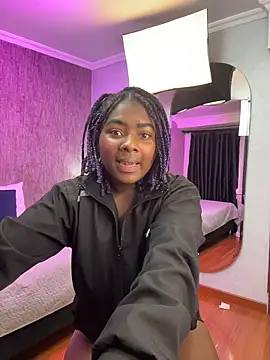 KarinaFlowers  online show from March 4, 2026, 6:43 am