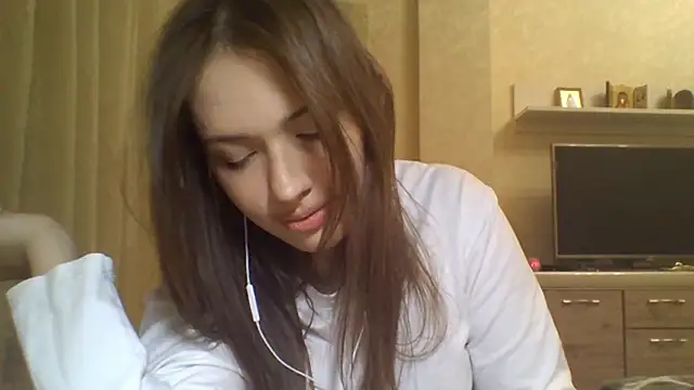 Snapshot of CeyaLier chatting on January 12, 2026, 8:36 pm CeyaLier online show from January 12, 2026, 8:36 pm