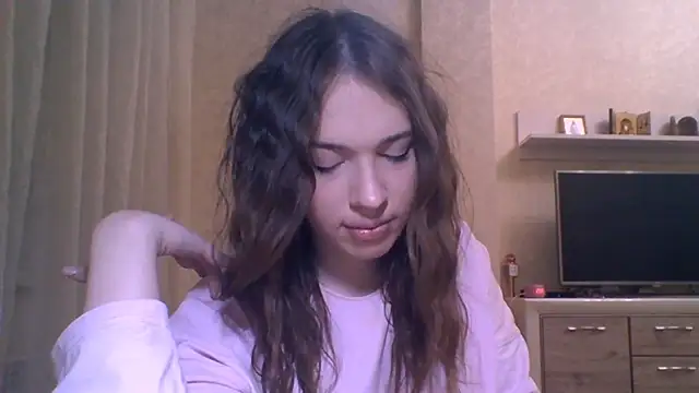 Snapshot of CeyaLier chatting on January 9, 2026, 5:53 pm CeyaLier online show from January 9, 2026, 5:53 pm