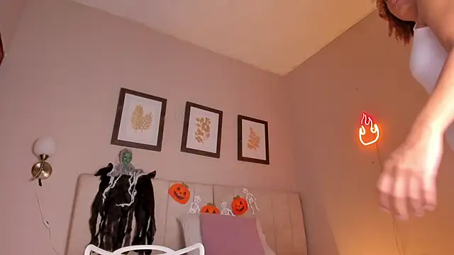  alison c online show from November 1, 2025, 11:37 am