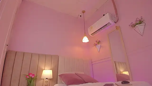  alison c online show from November 27, 2025, 11:43 am