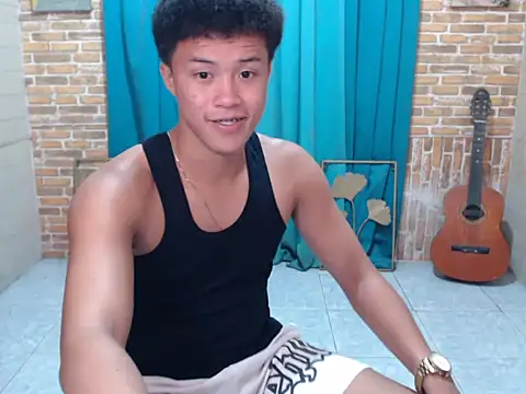 Snapshot of ur_naughtyboy_patrick chatting on December 3, 2025, 2:27 pm ur naughtyboy patrick online show from December 3, 2025, 2:27 pm