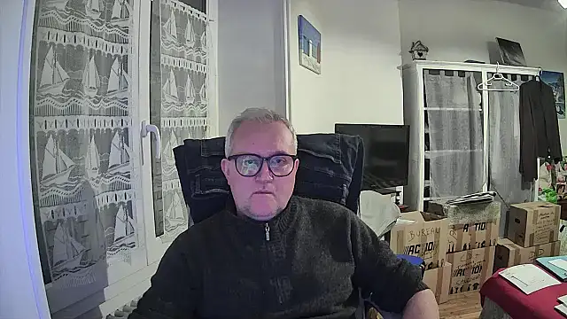 macdut67 online show from March 1, 2026, 4:23 am