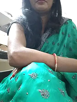 Snapshot of Janu-hasena chatting on November 13, 2025, 5:28 pm Janu-hasena online show from November 13, 2025, 5:28 pm