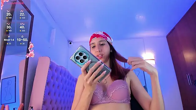 Laaura-Velez online show from March 11, 2026, 12:21 pm