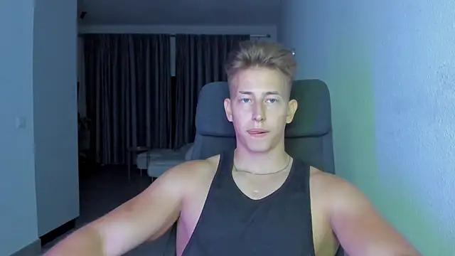 Snapshot of find0m_master chatting on November 28, 2025, 11:27 pm find0m master online show from November 28, 2025, 11:27 pm