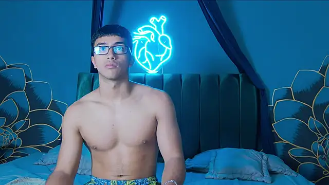 Snapshot of Stefano_Calle chatting on November 4, 2025, 12:20 pm Stefano Calle online show from November 4, 2025, 12:20 pm