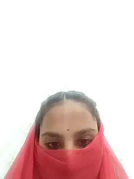 RAYI Queen 15 online show from November 29, 2025, 3:34 pm