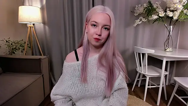 Snapshot of TinaStevenson chatting on October 22, 2025, 10:41 pm TinaStevenson online show from October 22, 2025, 10:41 pm