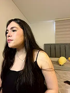 Isabella LaRue online show from January 16, 2026, 8:02 pm