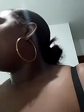 NaomiGrace  online show from October 13, 2025, 11:34 am