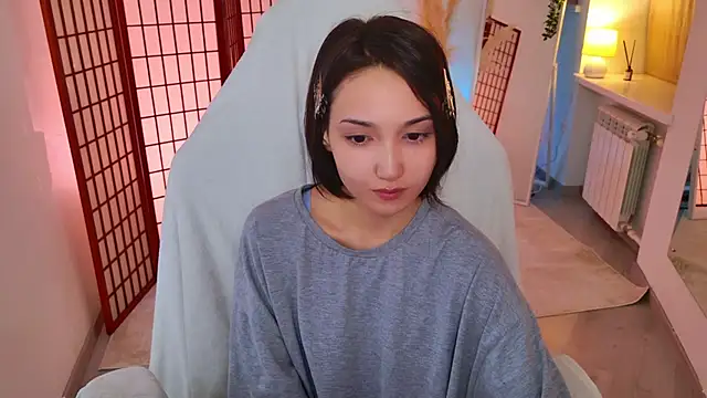 GentleMusee online show from November 7, 2025, 10:03 pm